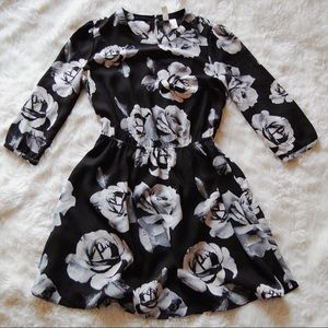 Forever 21 | Black Floral Dress